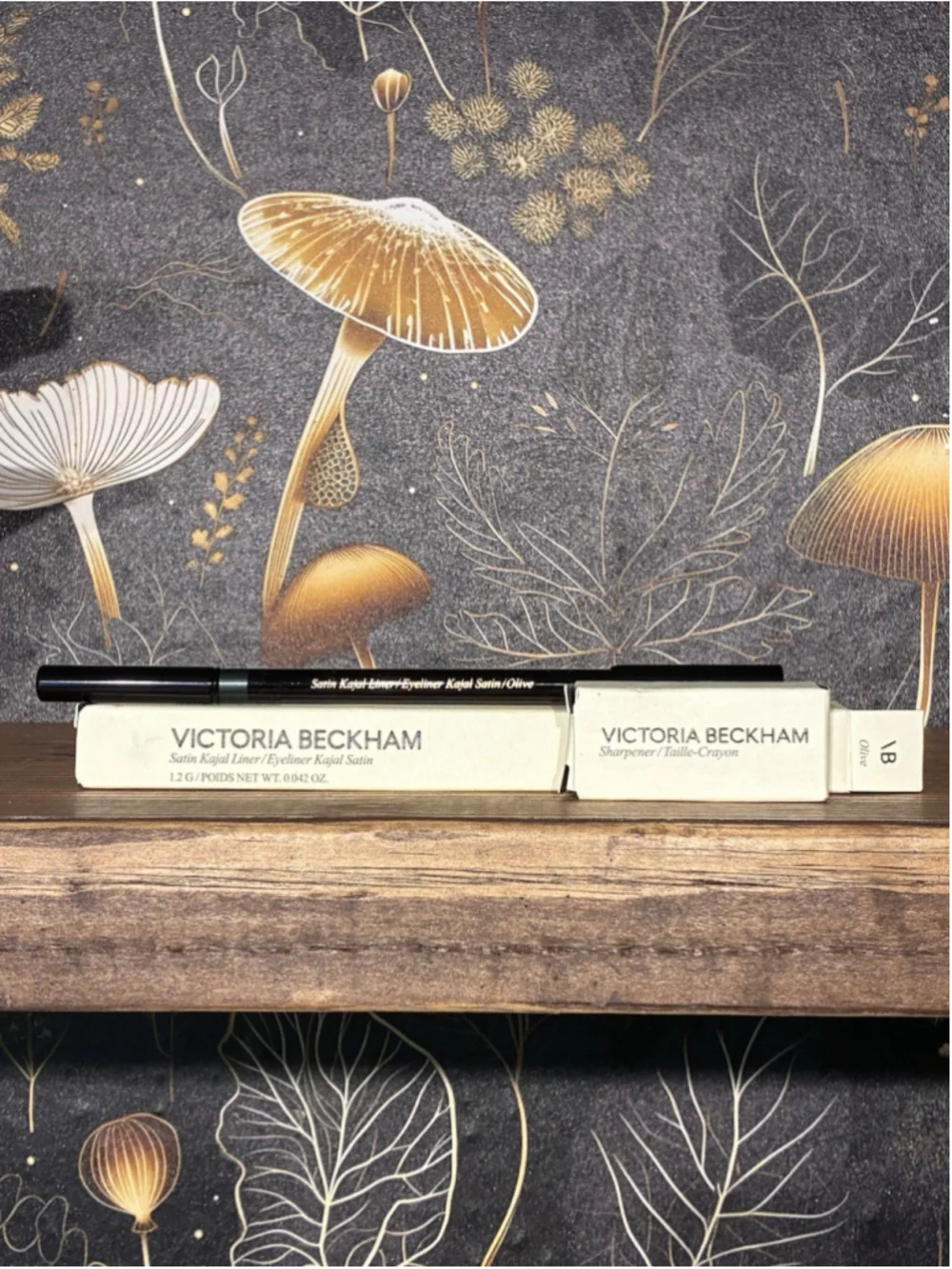 Victoria Beckham Satin Olive Kajal Eyeliner Pencil with Sharpener 1.2g